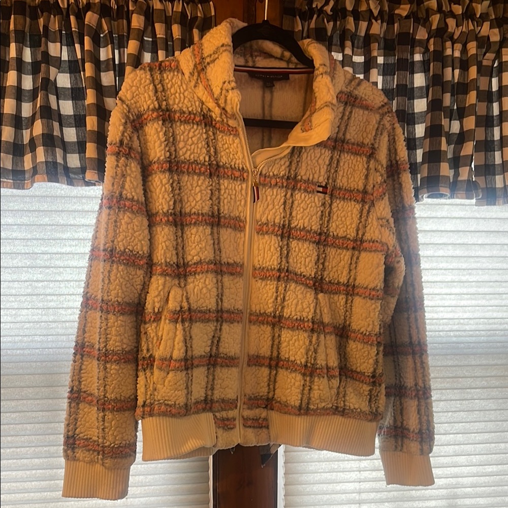 Tommy Hilfiger Plaid Sherpa Jacket
